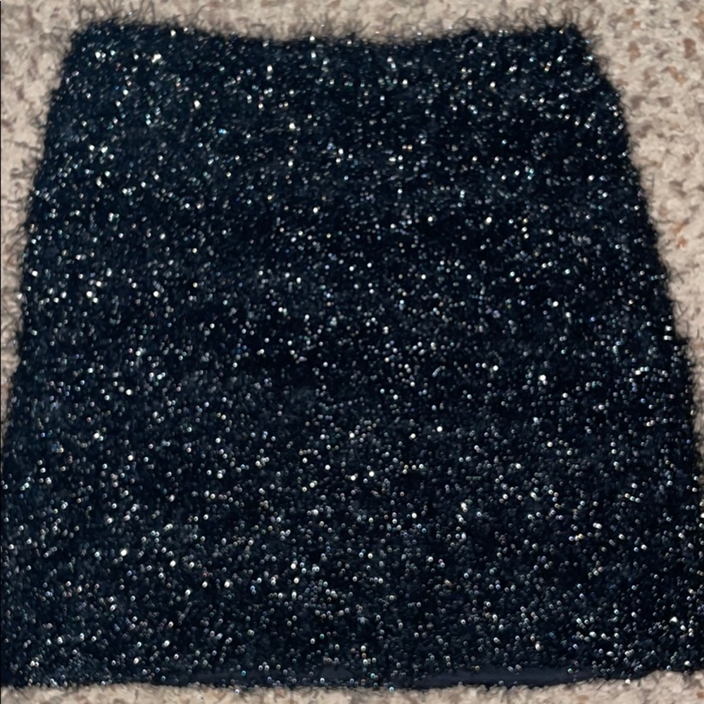 FRENCH CONNECTION MINI BLACK FITTED SKIRT 🖤